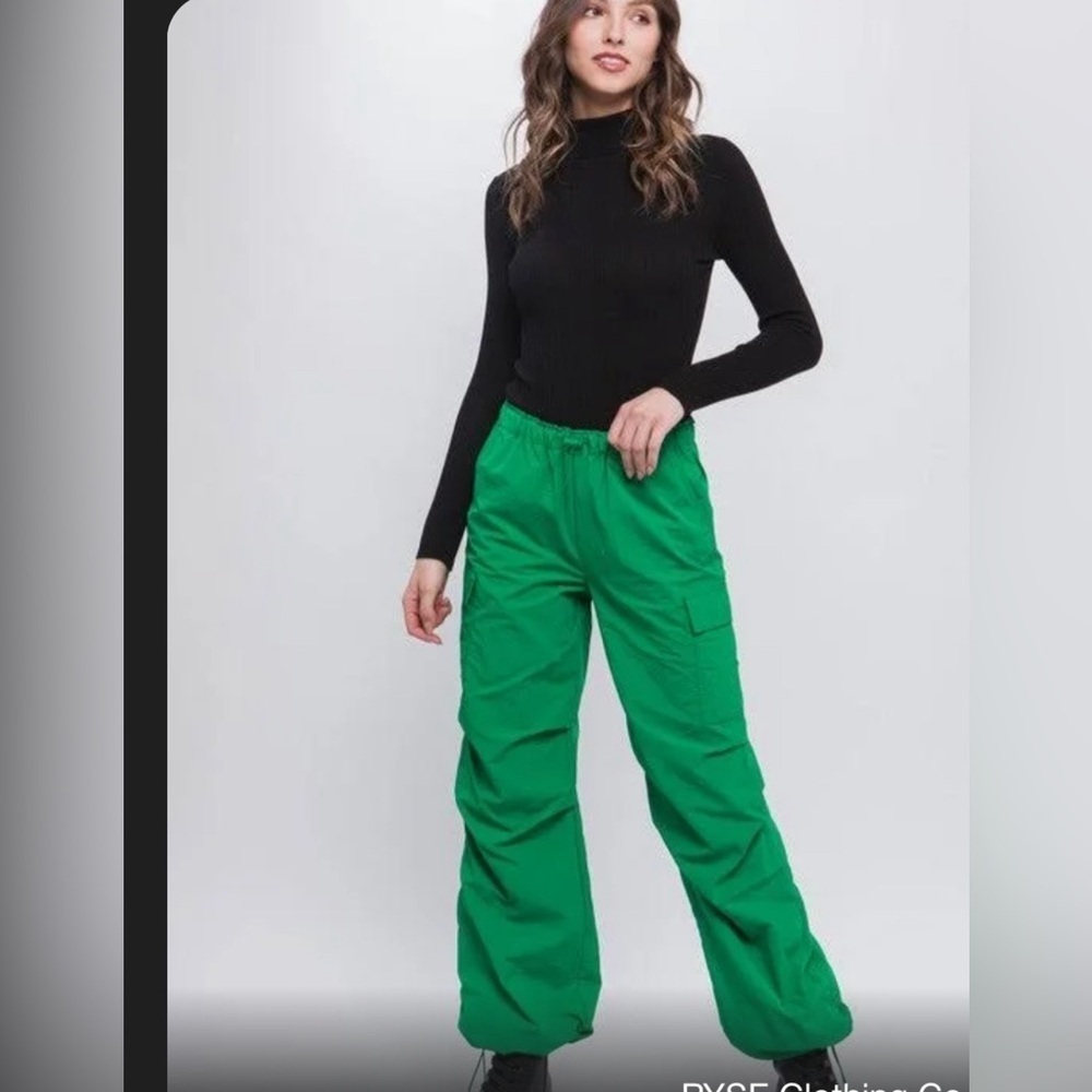 LOVE TREE NWT parachute cargo green pants size L